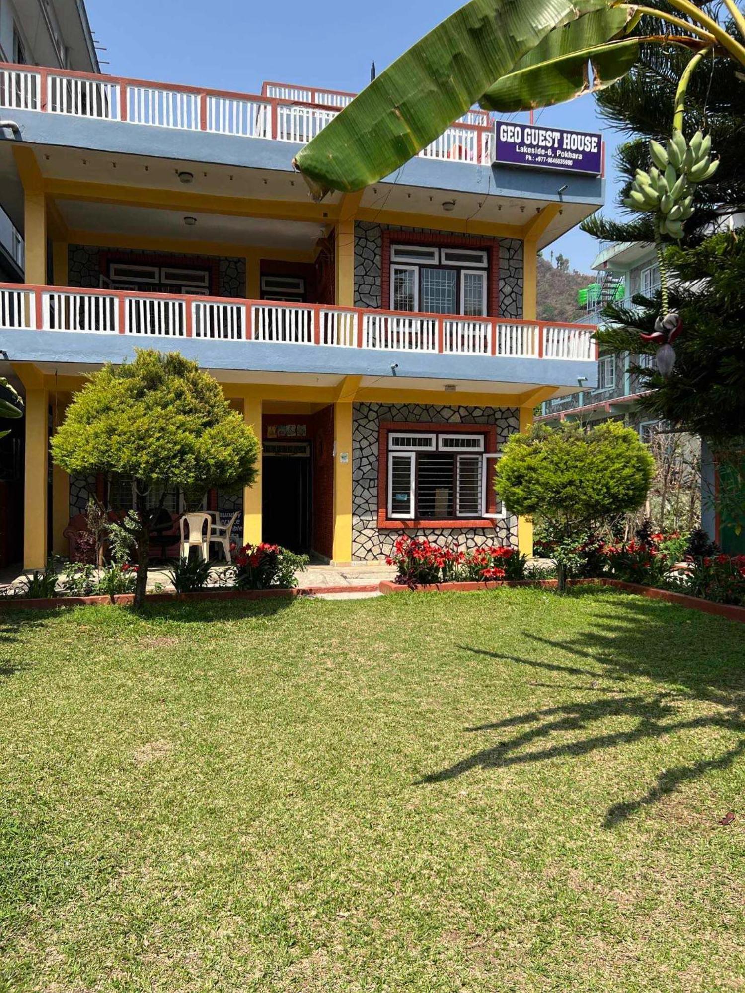 Geo Guest House Pokhara Bagian luar foto