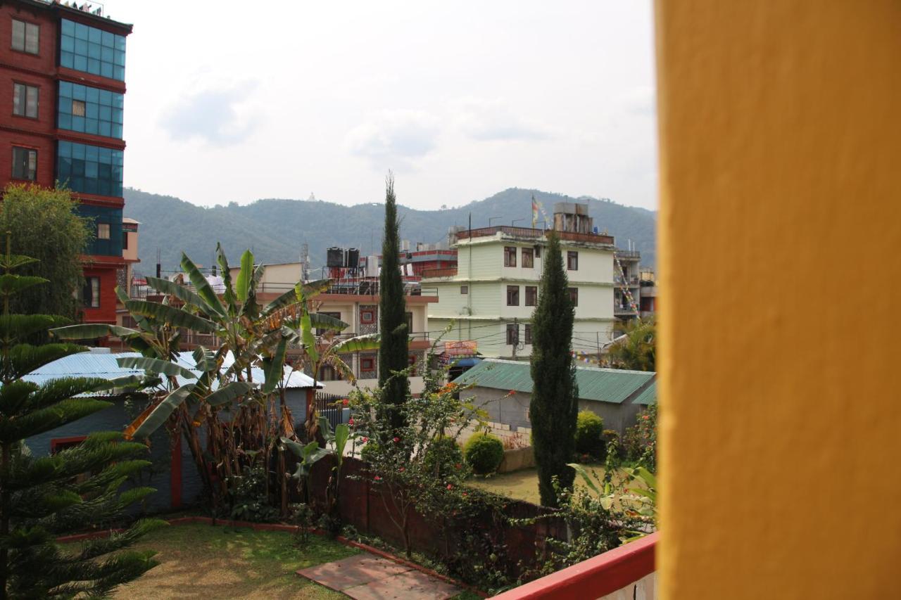 Geo Guest House Pokhara Bagian luar foto