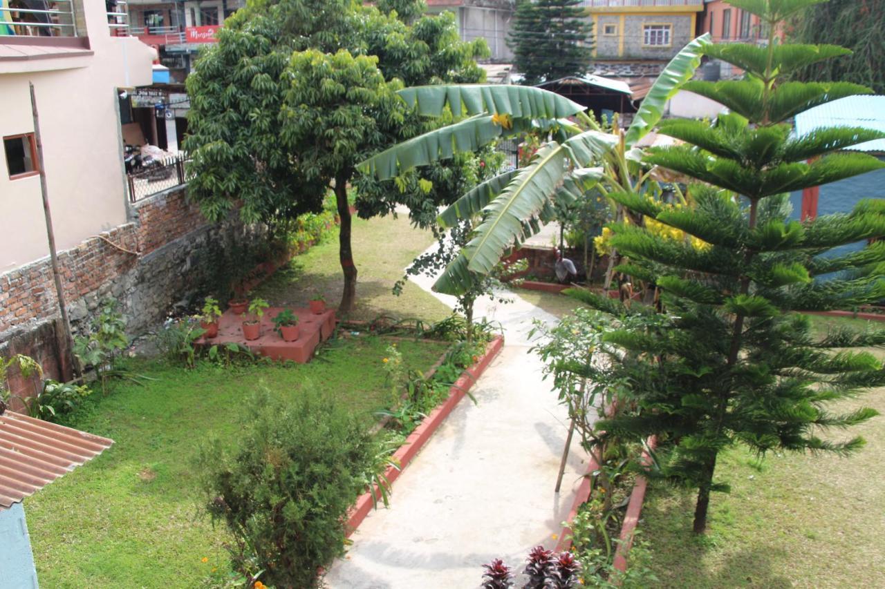 Geo Guest House Pokhara Bagian luar foto