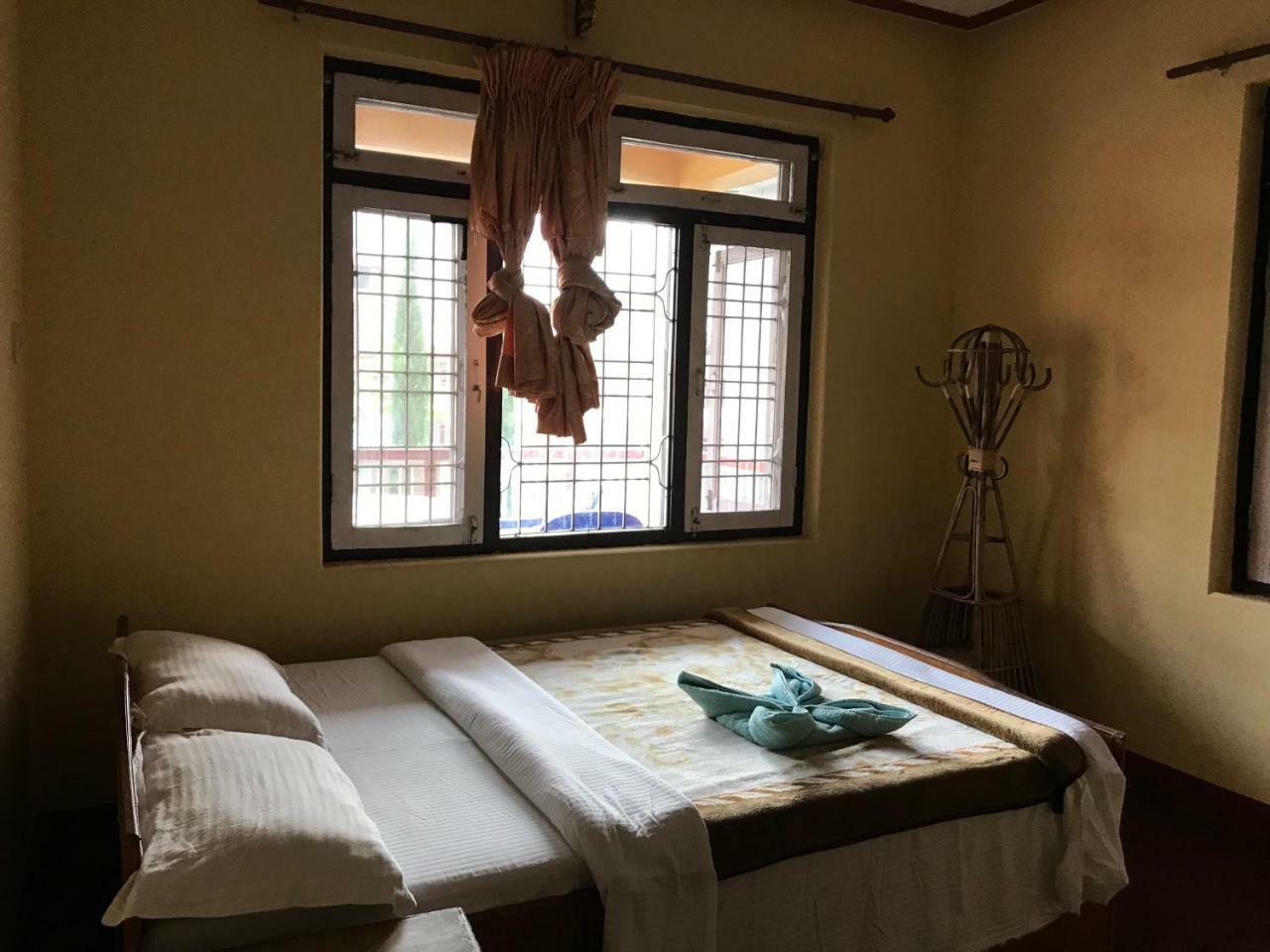 Geo Guest House Pokhara Bagian luar foto